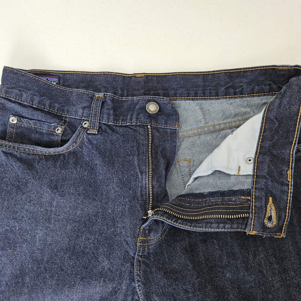 Patagonia M's Regular Fit Jeans Mens 32x31 Dark Wash Organic Cotton - Picture 4 of 12